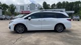 Used 2025 Honda Odyssey Touring image 3