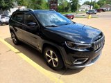 Used 2019 Jeep Cherokee Limited w/ Technology Group image 2