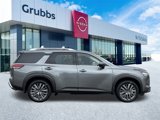 New 2025 Nissan Pathfinder SL w/ SL Premium Package image 2