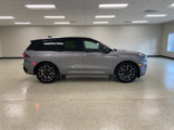 Used 2024 Lincoln Nautilus Reserve w/ Equipment Group 202A image 5