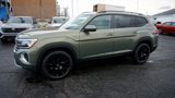 New 2025 Volkswagen Atlas SE image 2