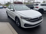 Certified 2024 Volkswagen Jetta SE w/ Panoramic Sunroof Package image 5