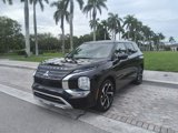 Used 2024 Mitsubishi Outlander SE Black Edition image 3