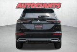 New 2025 Mitsubishi Outlander SE image 6