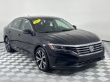 Used 2022 Volkswagen Passat 2.0T SE image 3