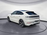 Certified 2024 Porsche Cayenne S image 3