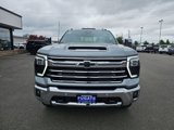Used 2025 Chevrolet Silverado 3500 LTZ w/ LTZ Premium Package image 3