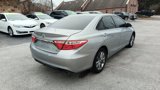 Used 2016 Toyota Camry SE image 5