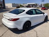 Used 2025 Toyota Camry SE image 3