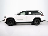 Used 2024 Jeep Grand Cherokee Altitude image 4