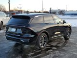 New 2025 Lincoln Nautilus Premier image 4