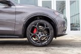 New 2025 Alfa Romeo Stelvio Sprint image 5