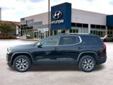 Used 2023 GMC Acadia SLT image 2