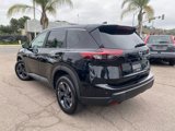 Used 2025 Nissan Rogue SV image 2