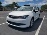 Used 2022 Chrysler Voyager LX image 3