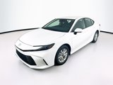 Used 2025 Toyota Camry LE image 3