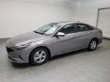 Used 2023 Hyundai Elantra SE image 2