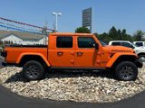 New 2025 Jeep Gladiator Mojave image 2