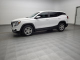 Used 2022 GMC Terrain SLE image 2