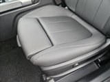 Used 2025 Mercedes-Benz GLB 250 image 4