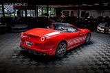 Used 2015 Ferrari California T image 4