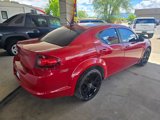 Used 2014 Dodge Avenger SE image 3
