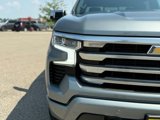 Used 2024 Chevrolet Silverado 1500 High Country w/ Technology Package image 3