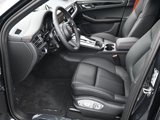 Certified 2025 Porsche Macan image 5