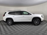 Used 2024 GMC Acadia AT4 image 3