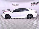 Used 2023 Toyota Camry SE image 4