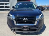 Used 2022 Nissan Pathfinder SV image 2