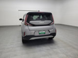 Used 2023 Kia Soul LX w/ LX Technology Package image 6