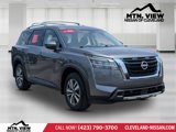 Used 2024 Nissan Pathfinder SL image 2