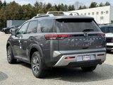 New 2025 Nissan Pathfinder SL image 5