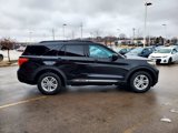 Used 2022 Ford Explorer XLT image 4