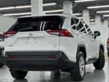 Used 2021 Toyota RAV4 LE image 6