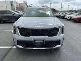 New 2025 Kia Sorento S image 2