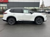 New 2025 Nissan Rogue Platinum w/ Tech Package image 2