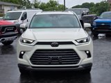 Used 2024 Toyota Grand Highlander Limited image 4