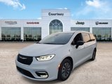 New 2025 Chrysler Pacifica Select image 2