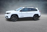 Used 2023 Jeep Cherokee Altitude Lux image 2