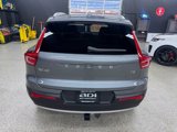 Used 2019 Volvo XC40 T5 Momentum image 4