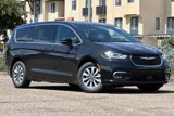 New 2025 Chrysler Pacifica Select image 2