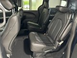 New 2025 Chrysler Pacifica Select image 5