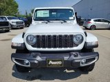 New 2025 Jeep Gladiator Sport image 3