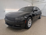 Used 2017 Dodge Charger SXT image 2