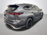 Used 2024 Toyota Highlander XSE image 6
