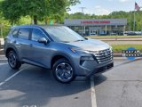 Used 2025 Nissan Rogue SV image 2