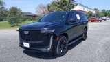 Used 2021 Cadillac Escalade Sport w/ LPO, ONYX Package image 3