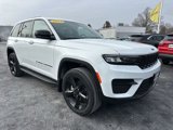 New 2025 Jeep Grand Cherokee Altitude image 4